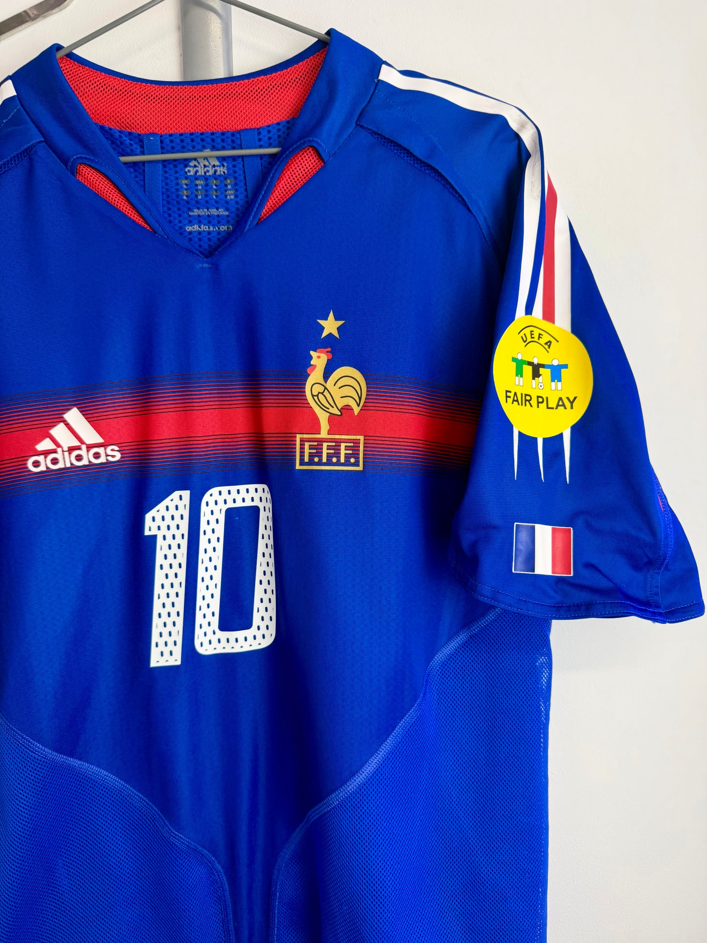 2004 - France - Zidane - Player Version