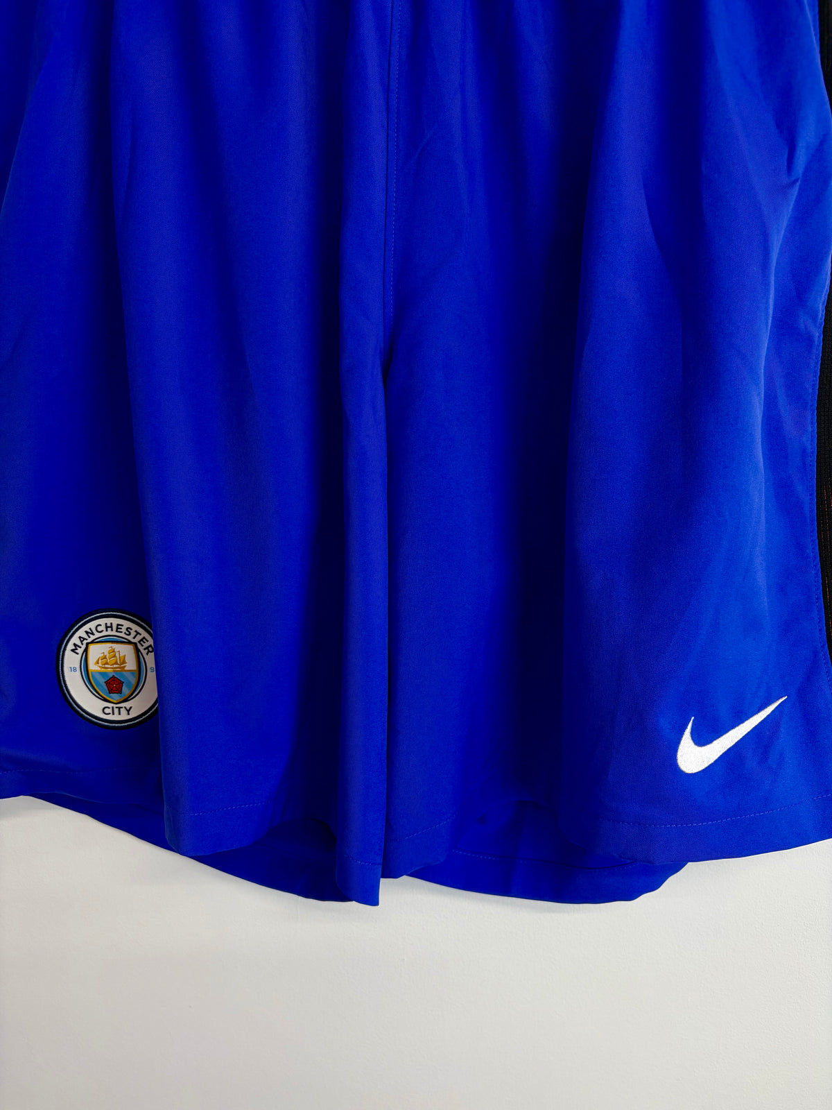 2016/2017 - Manchester City - Kun agüero - Full kit