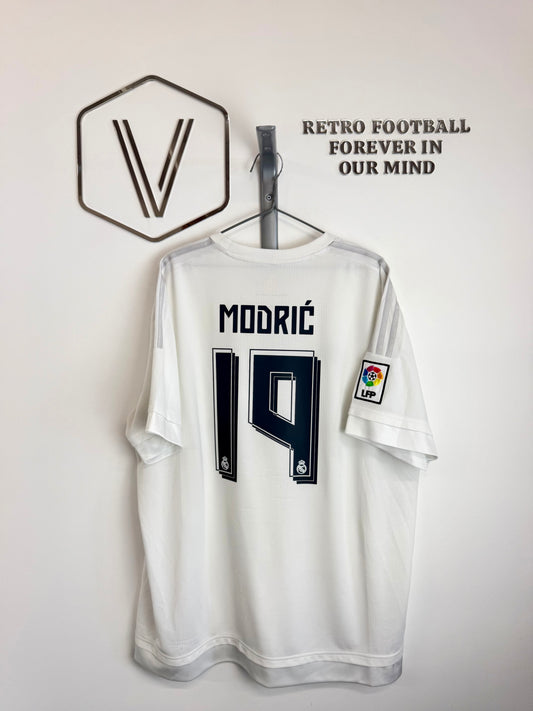 2015/2016 - Real Madrid - Modric