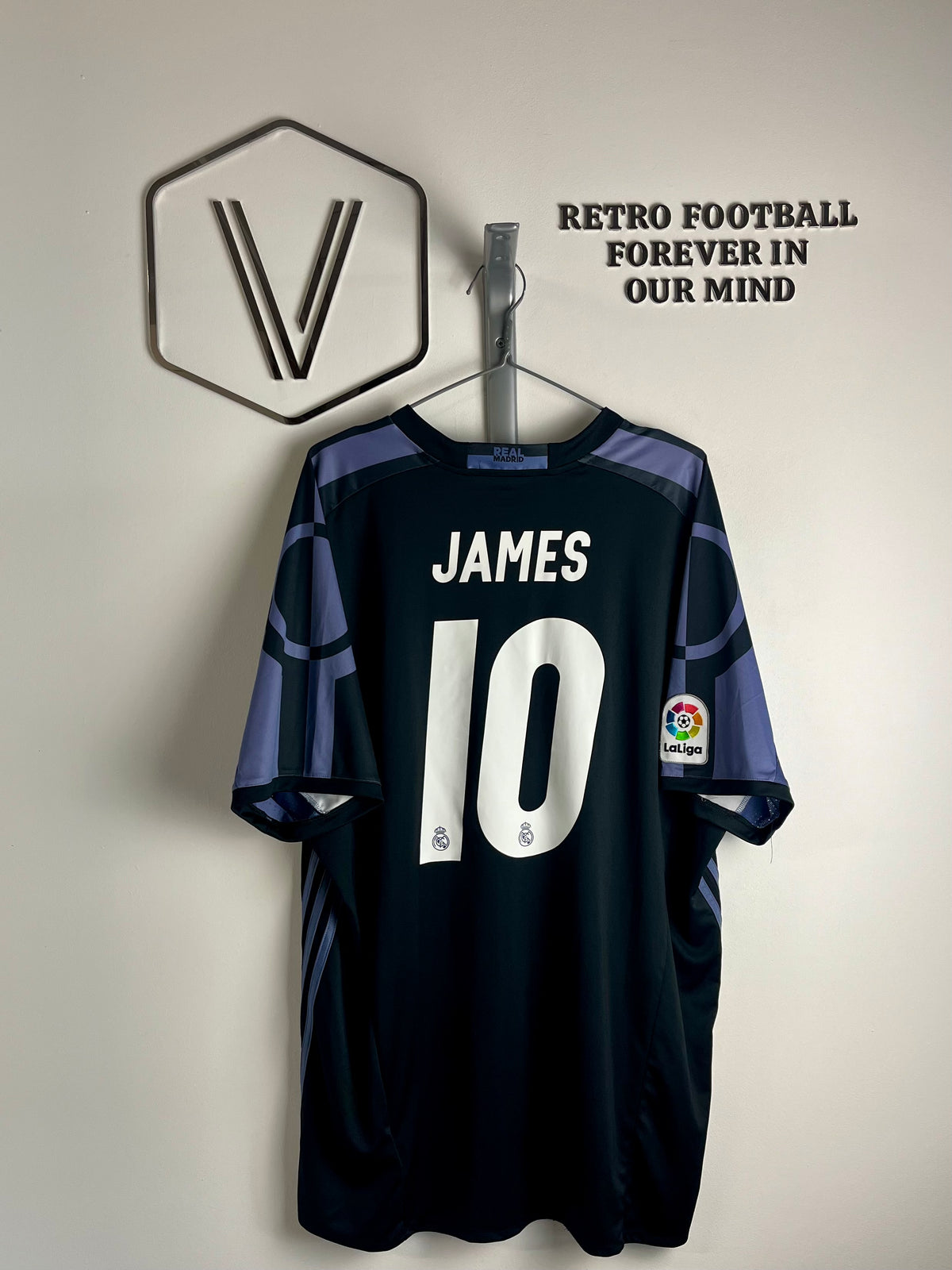2016/2017 - Real Madrid - James