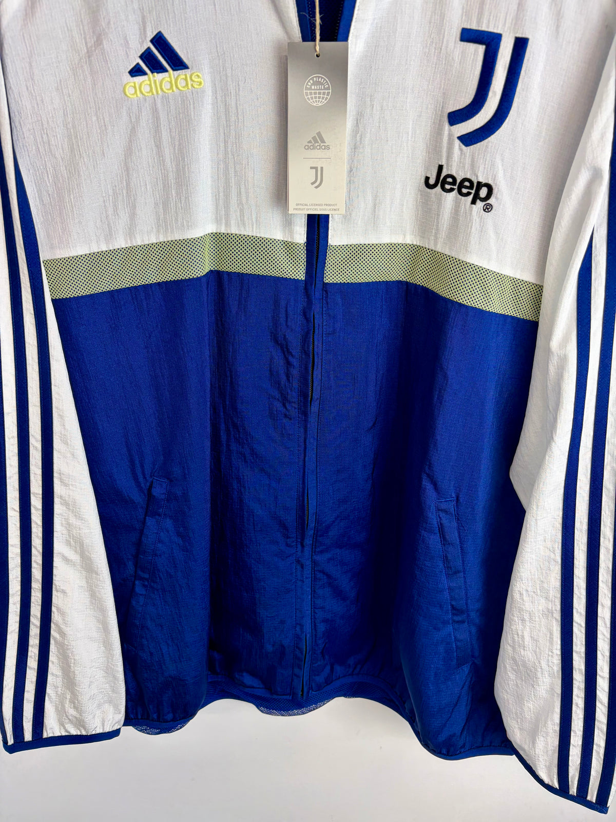 2021/2022 - Juventus - Jacket - Stock Pro