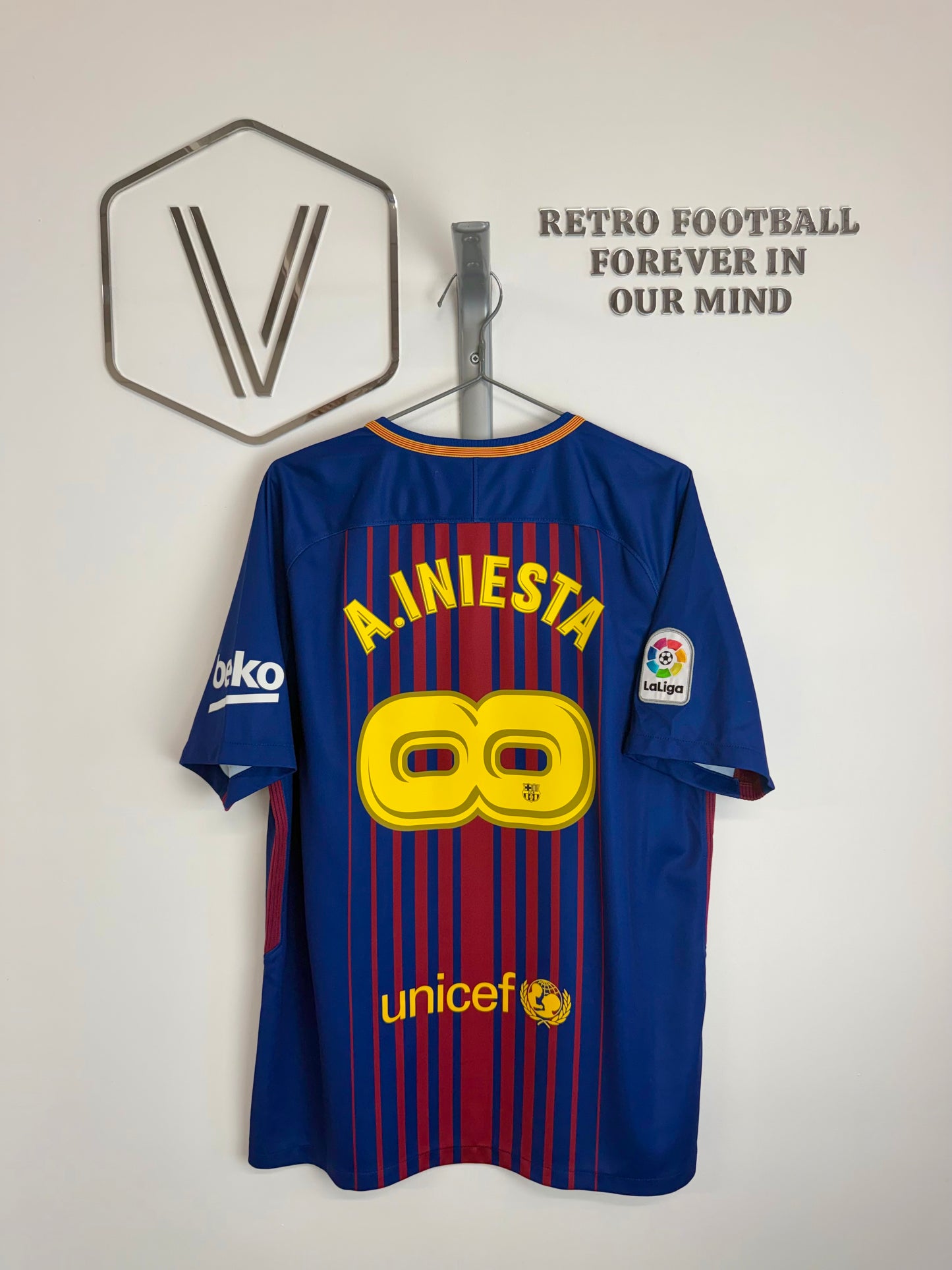 2017/2018 - FC Barcelone - Iniesta Infinity