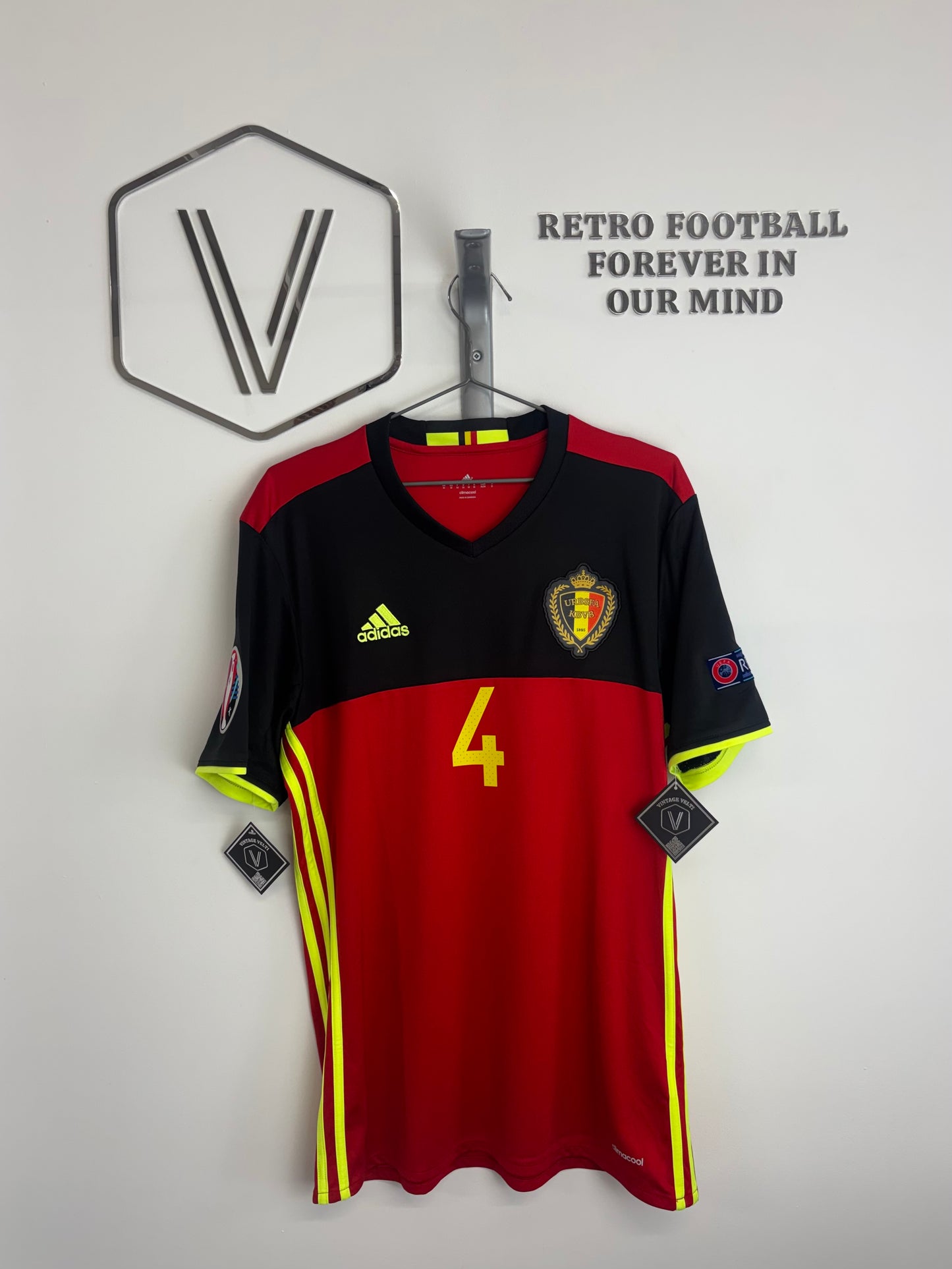 2016 - Belgique - Nainggolan (M)
