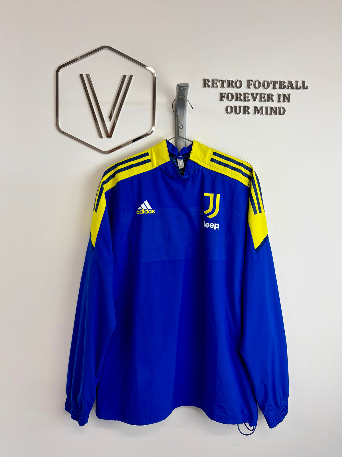 2021/2022 - Juventus - pull-over - Stock Pro