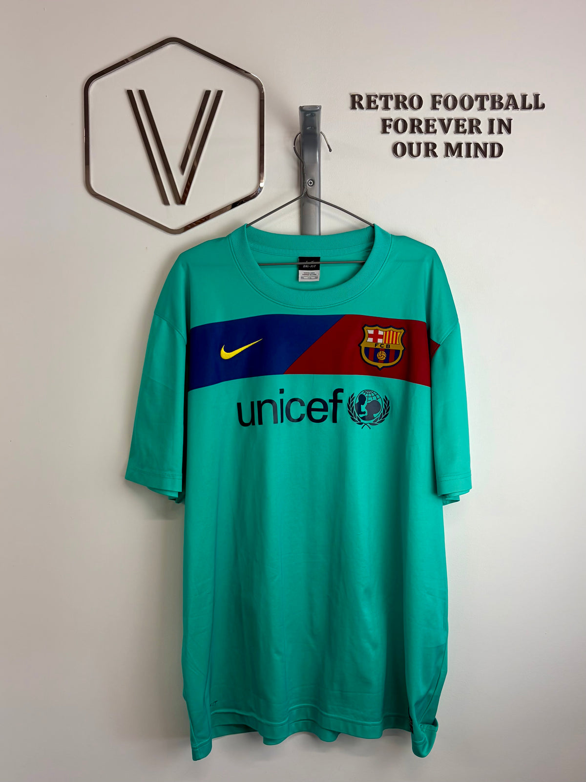 2010/2011 - FC Barcelone - David Villa - Fan version