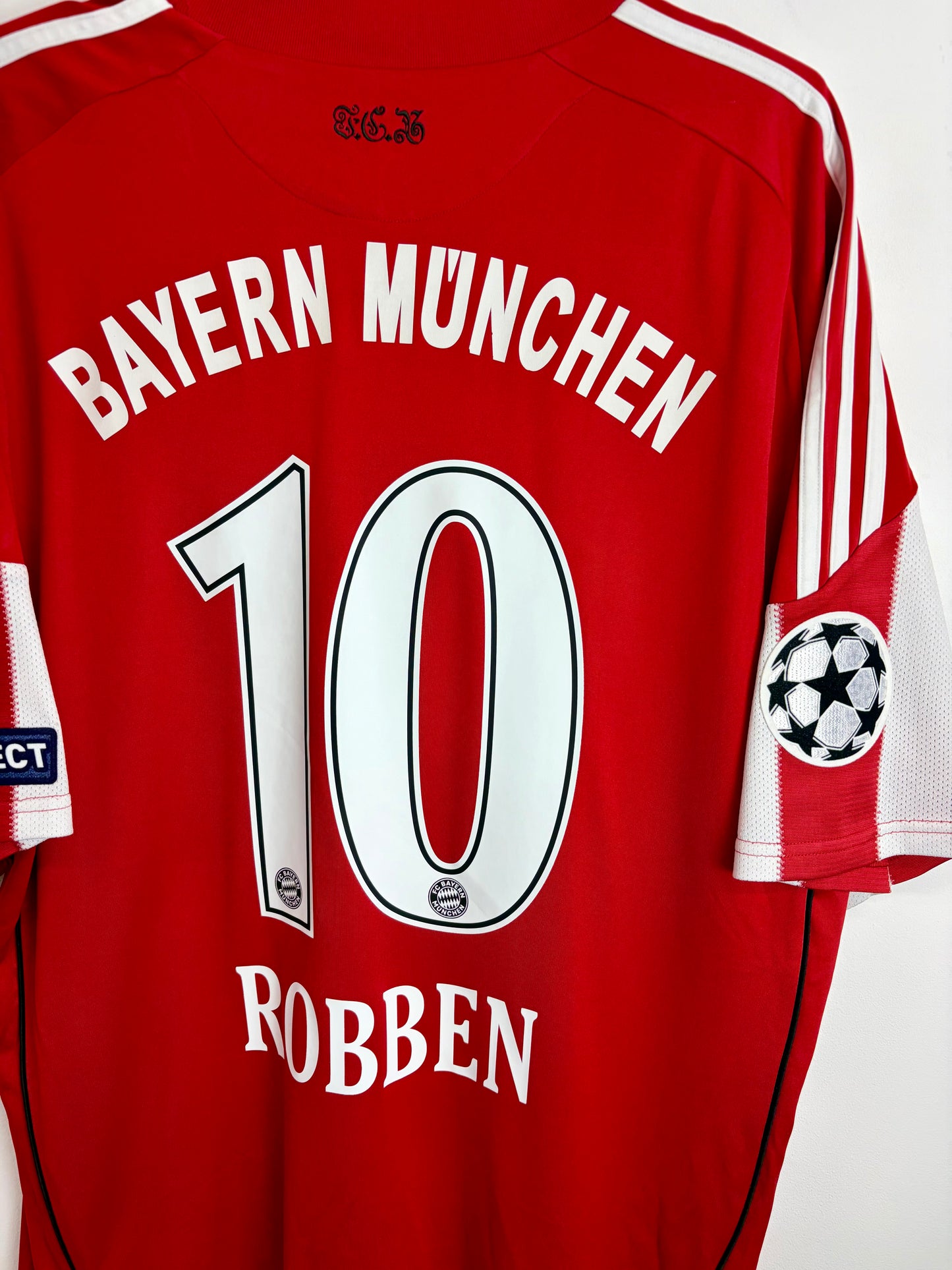2010/2011- Bayern Munich - Robben - Match details
