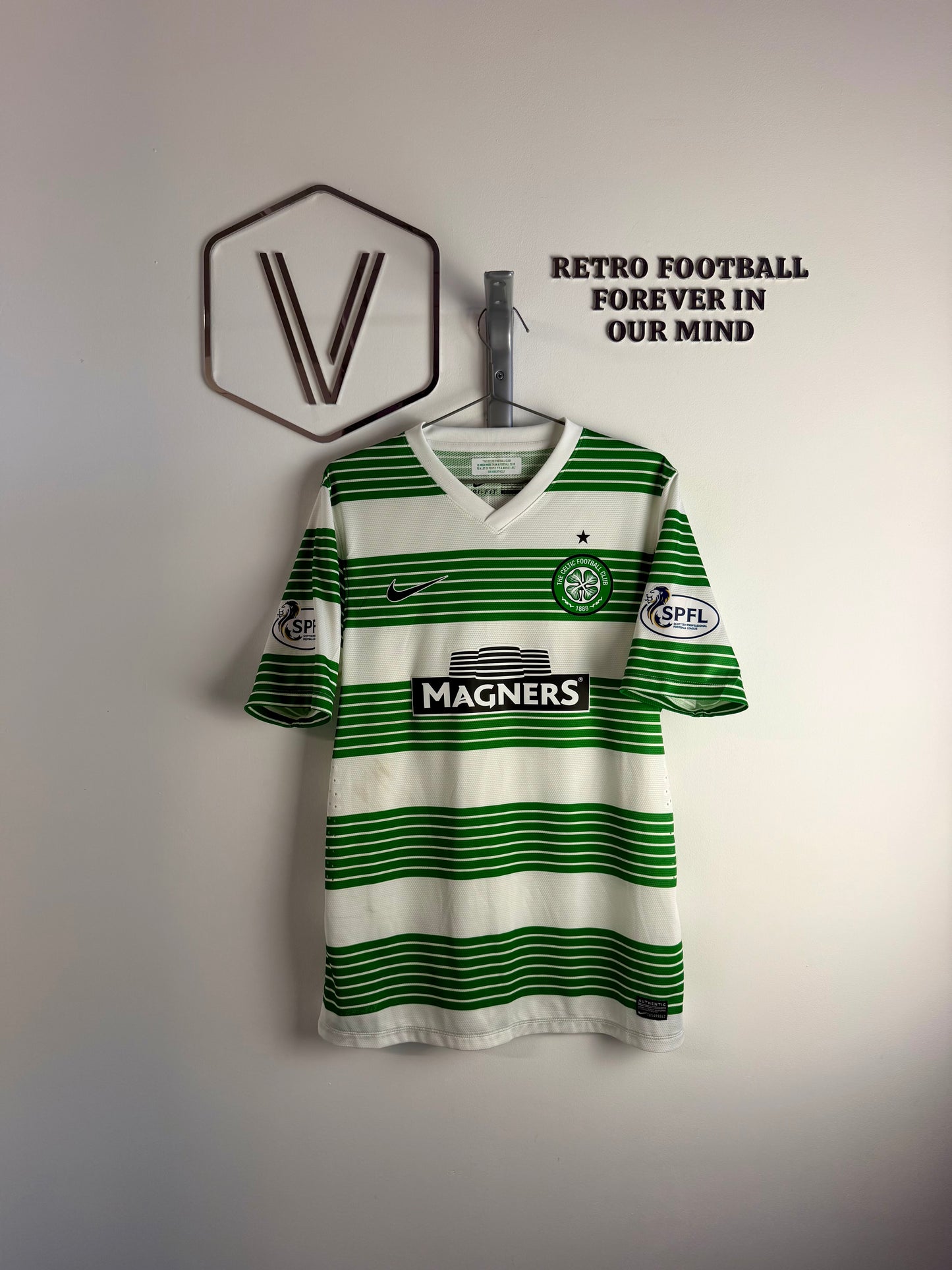 2014/2015 - Celtic FC - Ambrose - stock pro