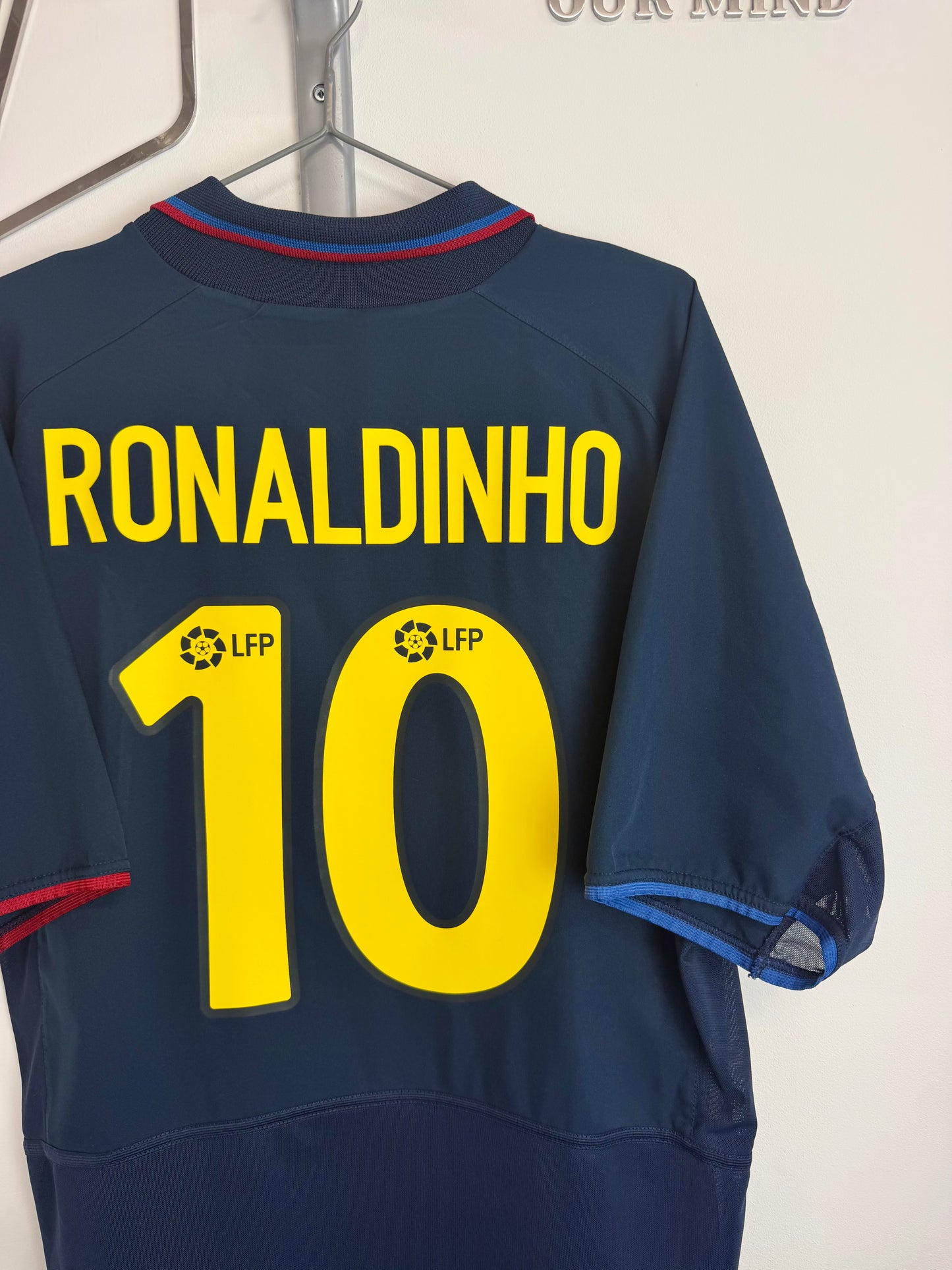 2002/2003 - FC Barcelone - Ronaldinho - Stock Pro