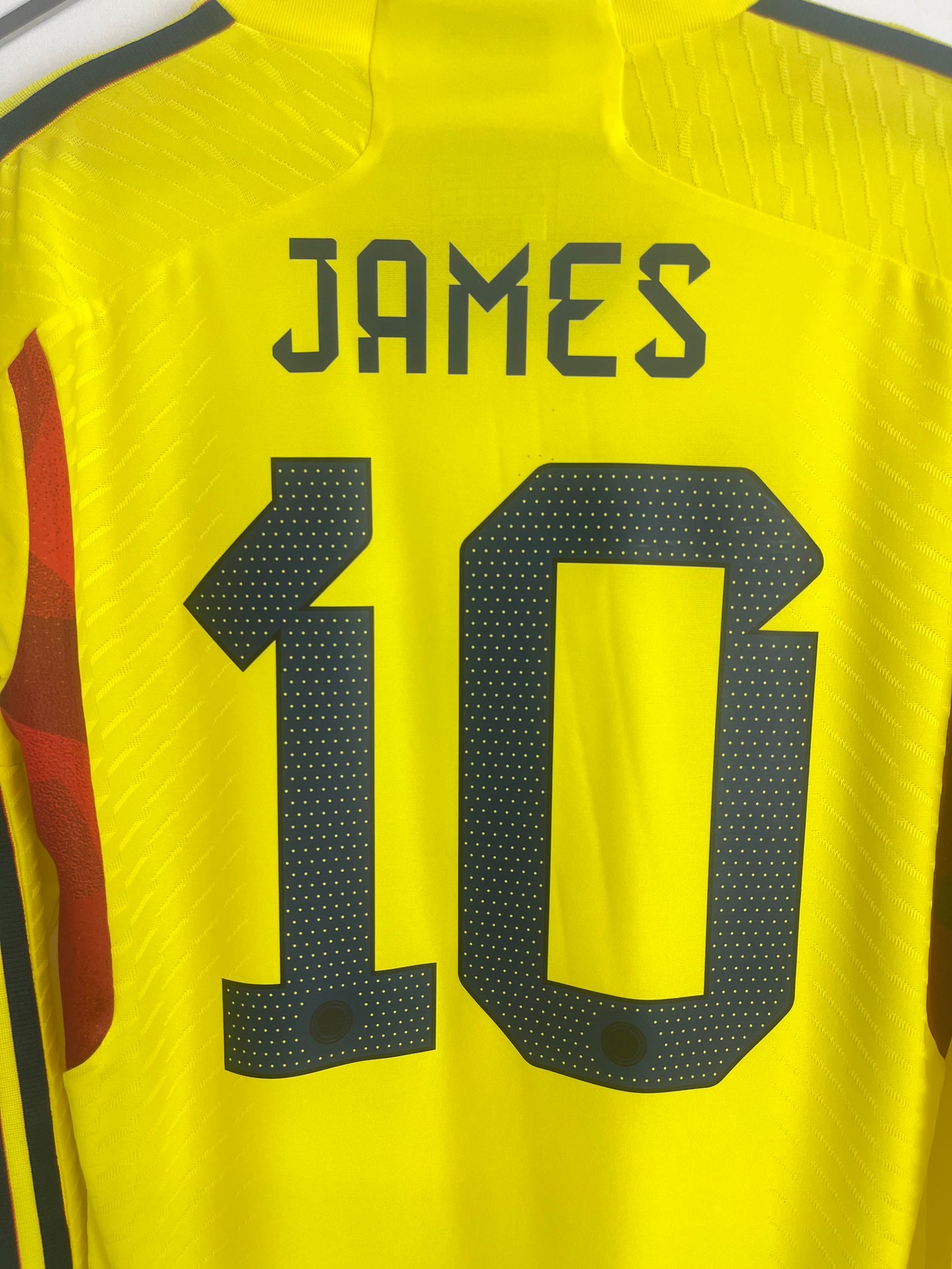 2022 - Colombia - James - (S) Pro stock