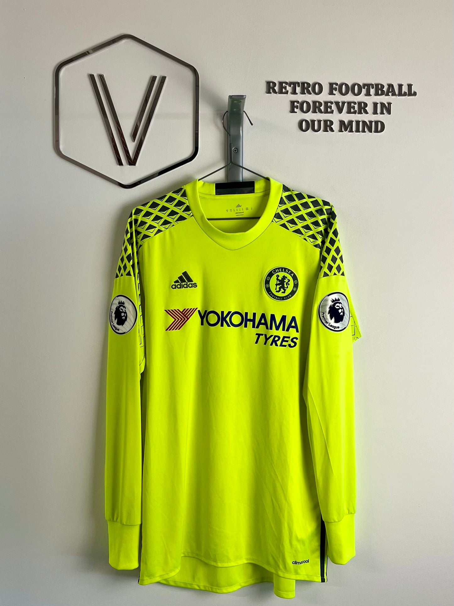 2016/2017 - Chelsea - Courtois