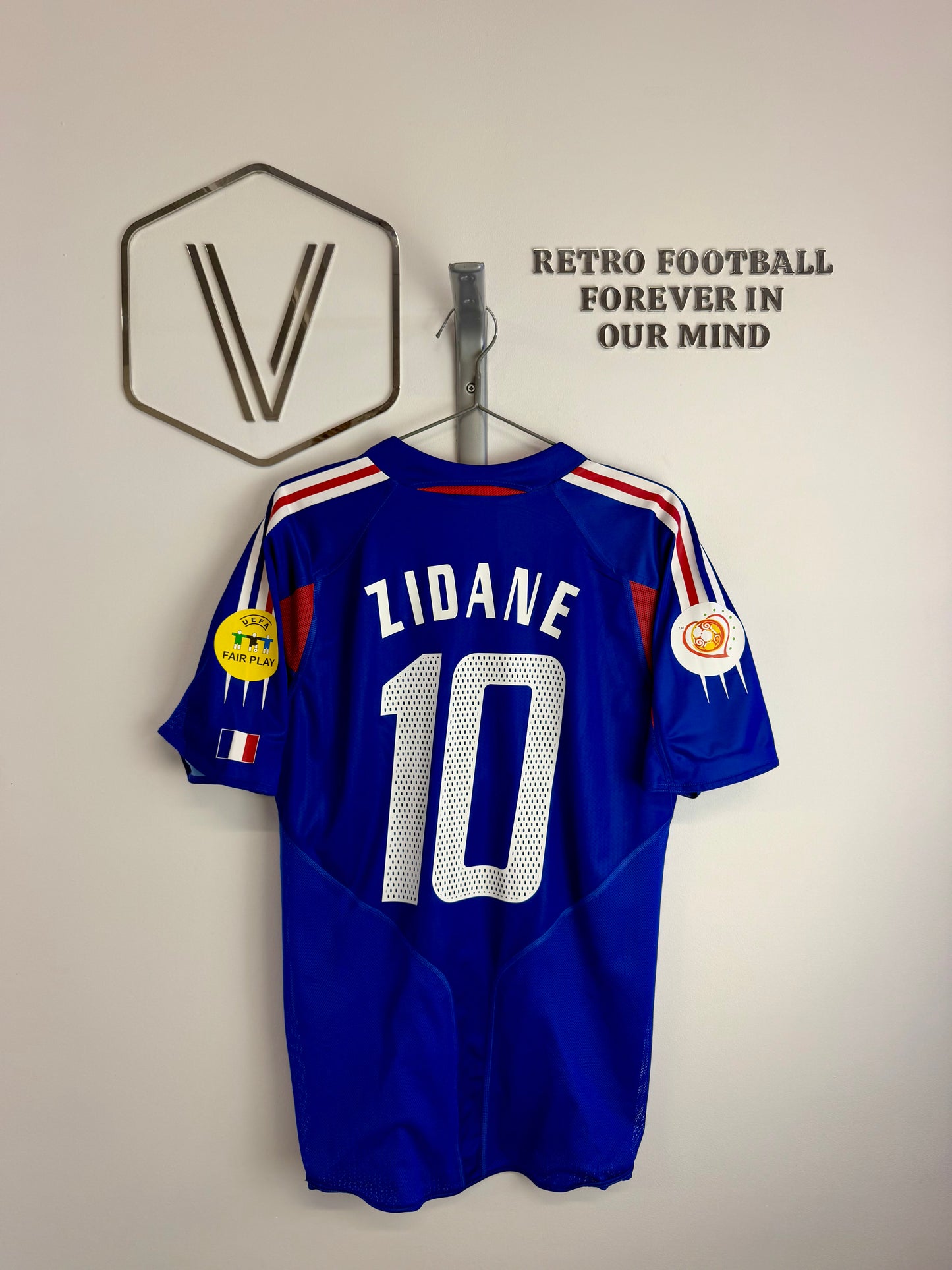 2004 - France - Zidane - Player Version