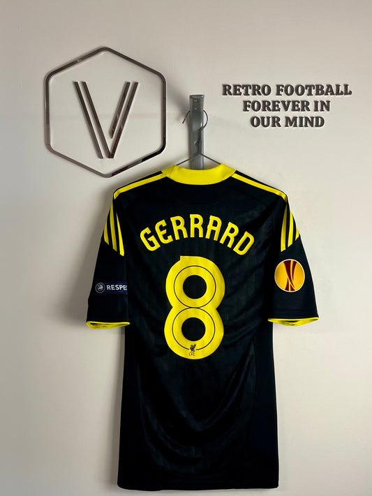 2010/2011 - Liverpool - Gerrard - Stock pro