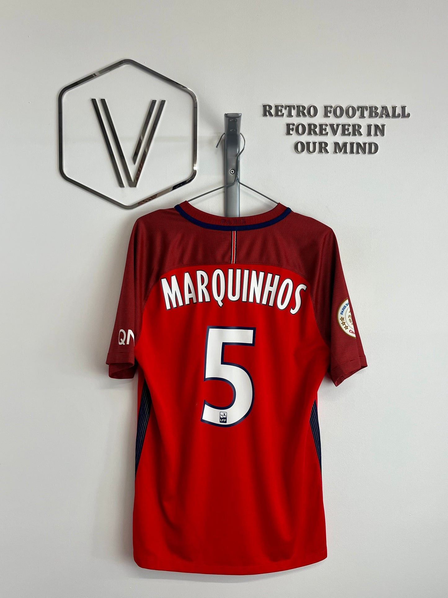 2016/2017 - PSG - Marquinhos