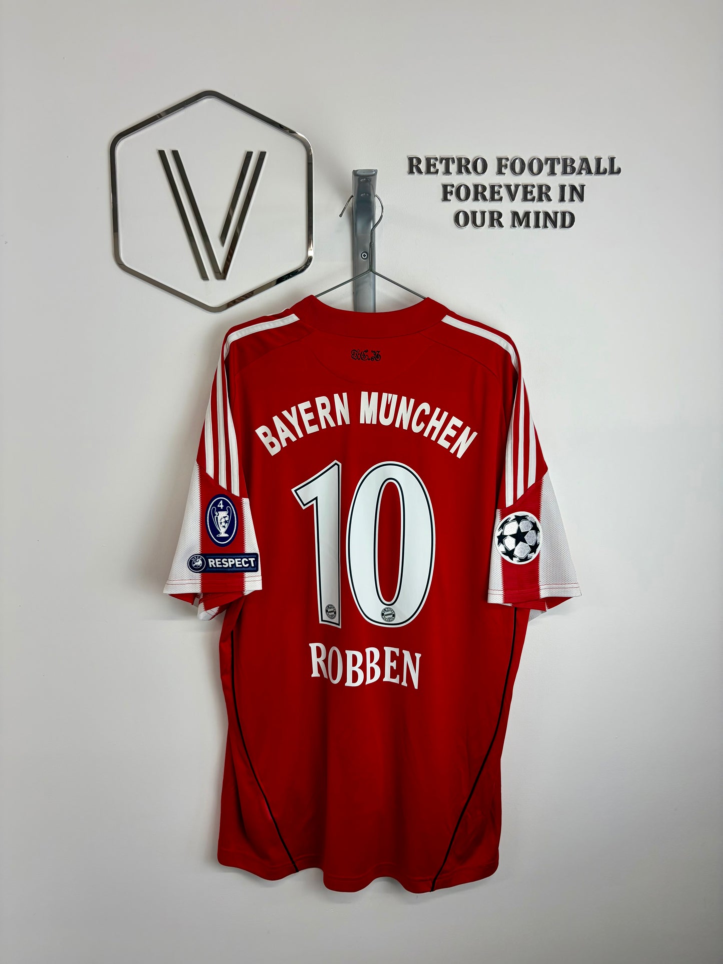 2010/2011- Bayern Munich - Robben - Match details