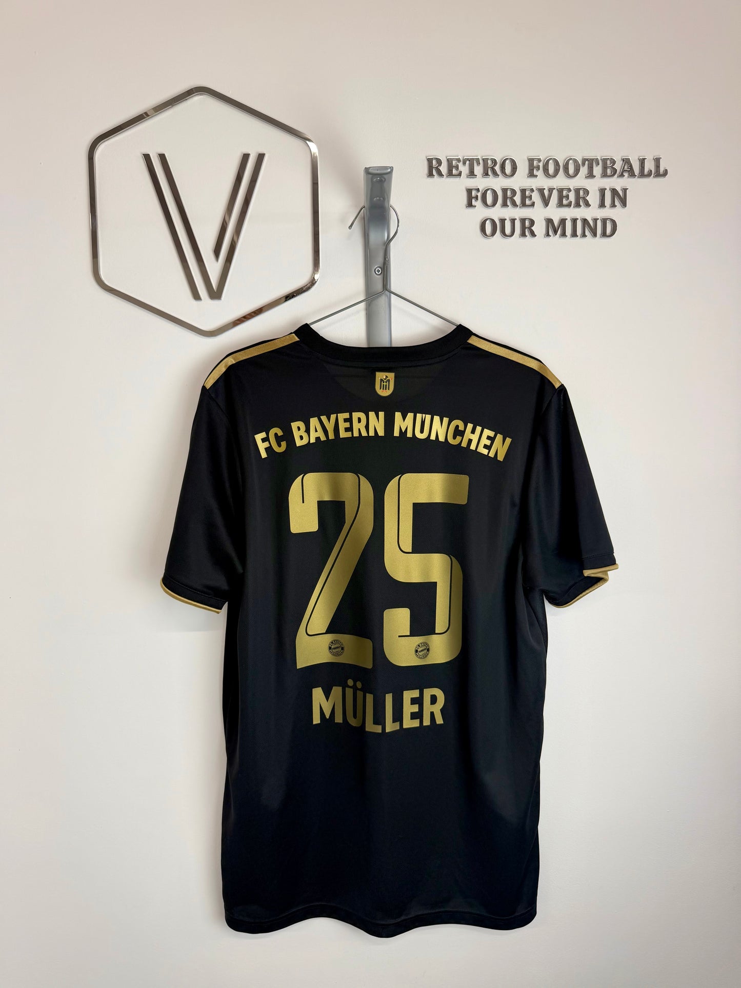 2021/2022 - Bayern Munich - Muller (L)
