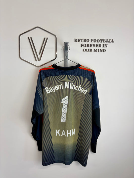 2003/2004 - Bayern Munich - Kahn