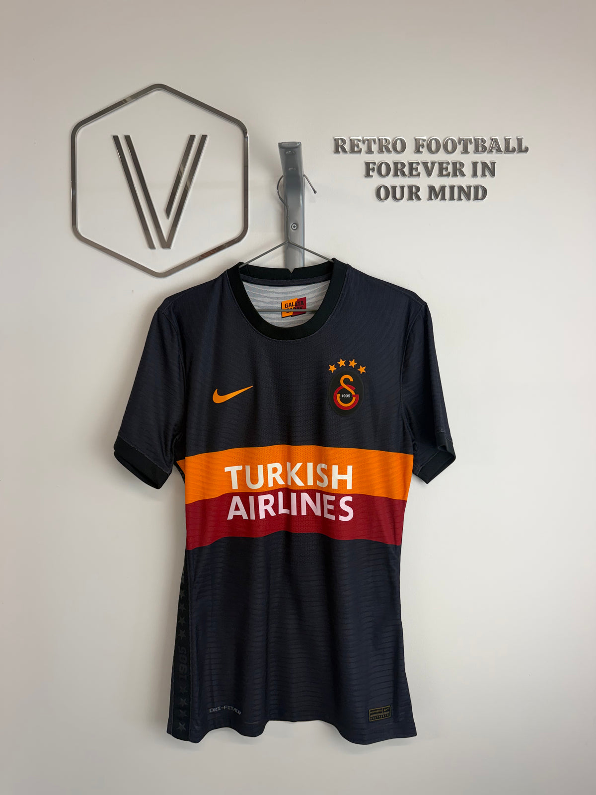 2021/2022 - Galatasaray - Falcao - stock Pro