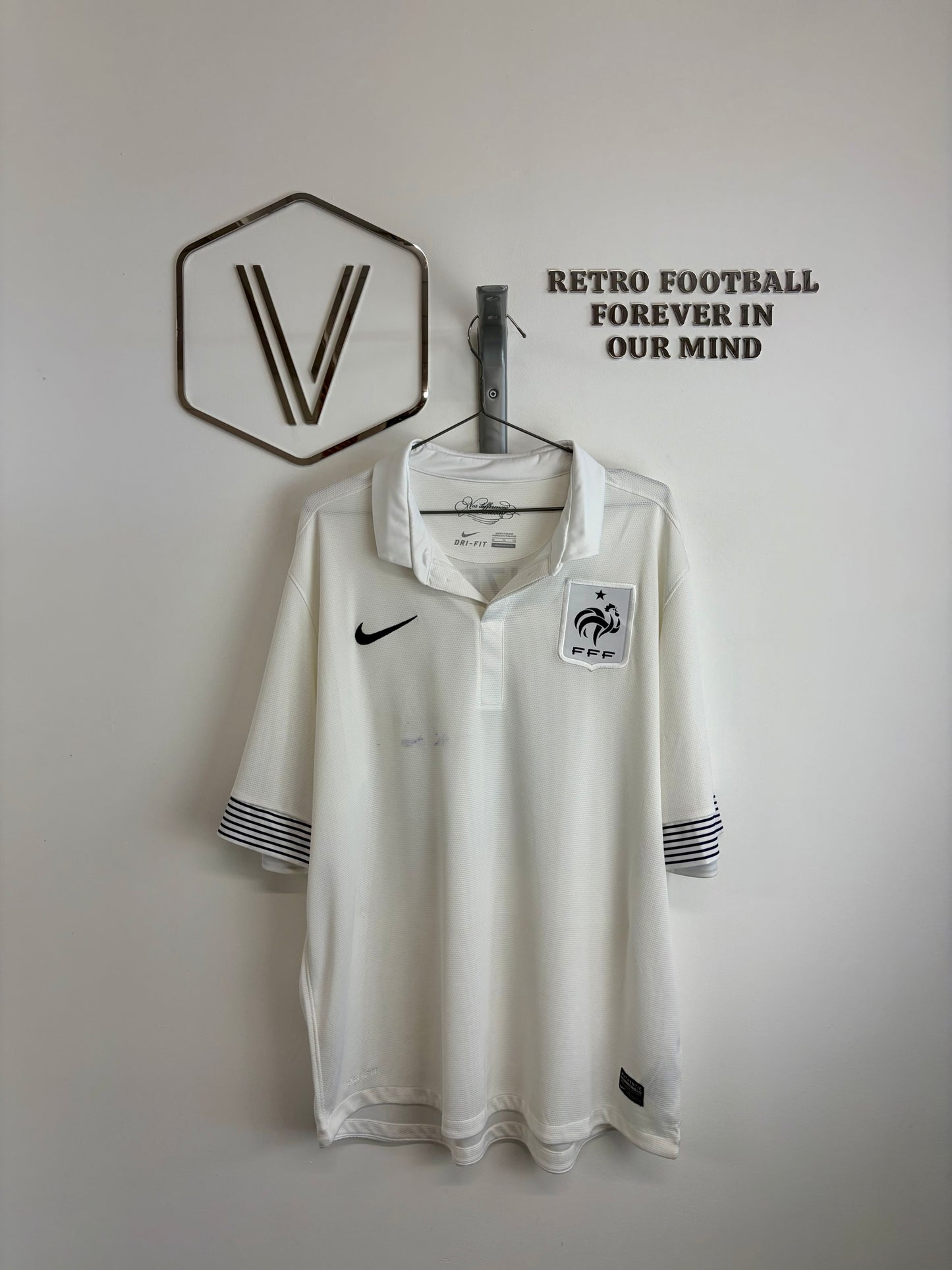 2012 - France - Benzema - Away