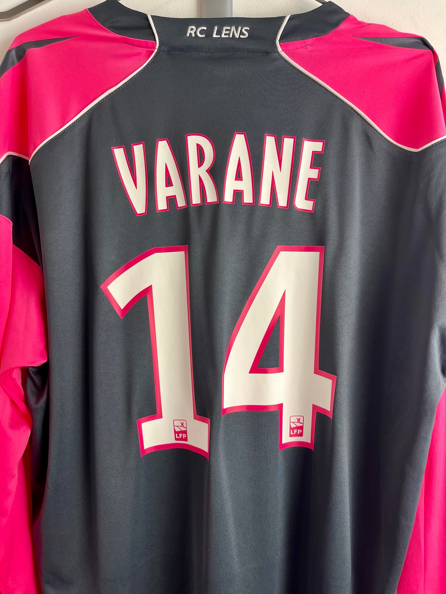 2010/2011 - Lens - Varane