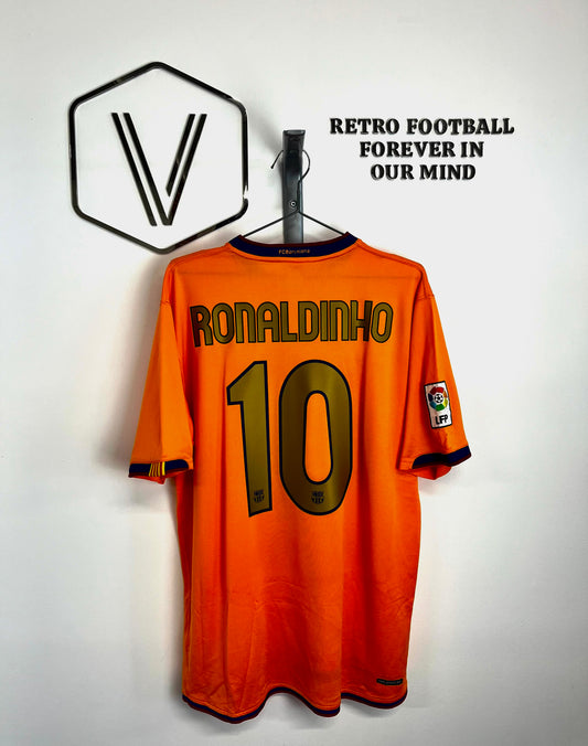 2006/2007 - FC Barcelone - Ronaldinho (L)