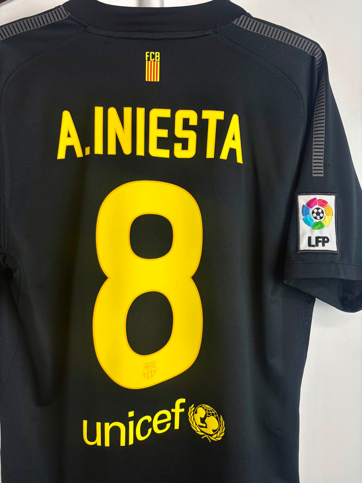 2011/2012 - FC Barcelone - Iniesta - player version