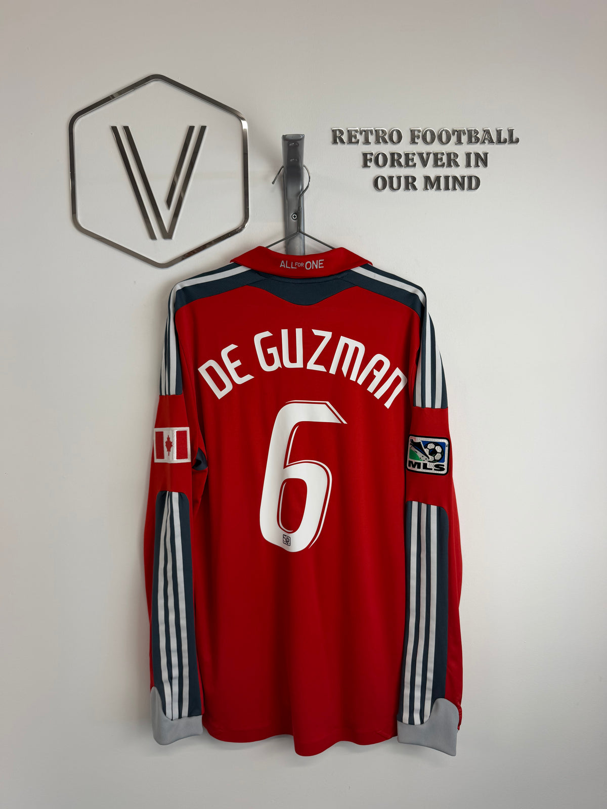 2008/2009 - Toronto FC - De Guzman - Match issue