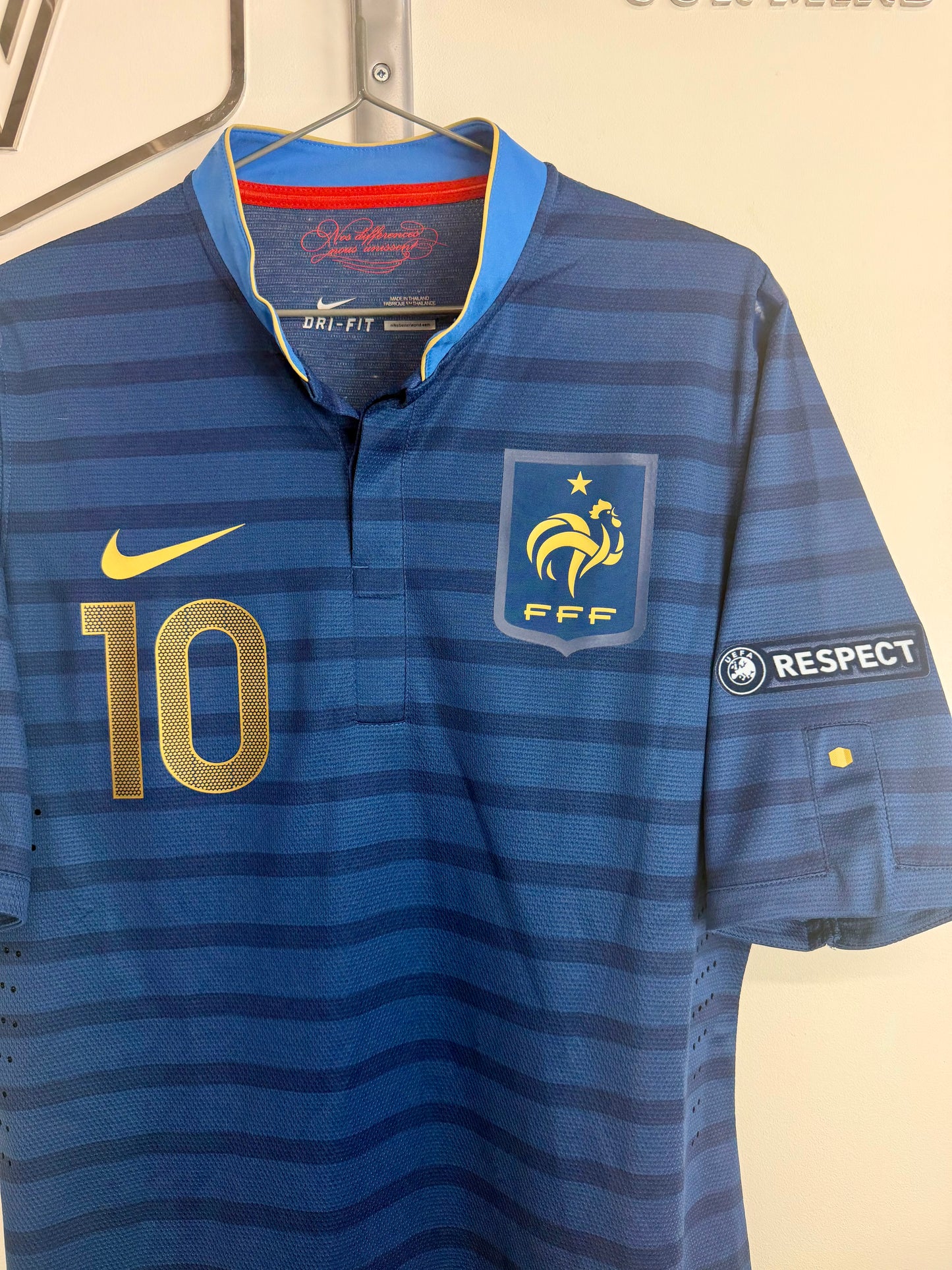 2012 - France - Benzema - stock pro (L)
