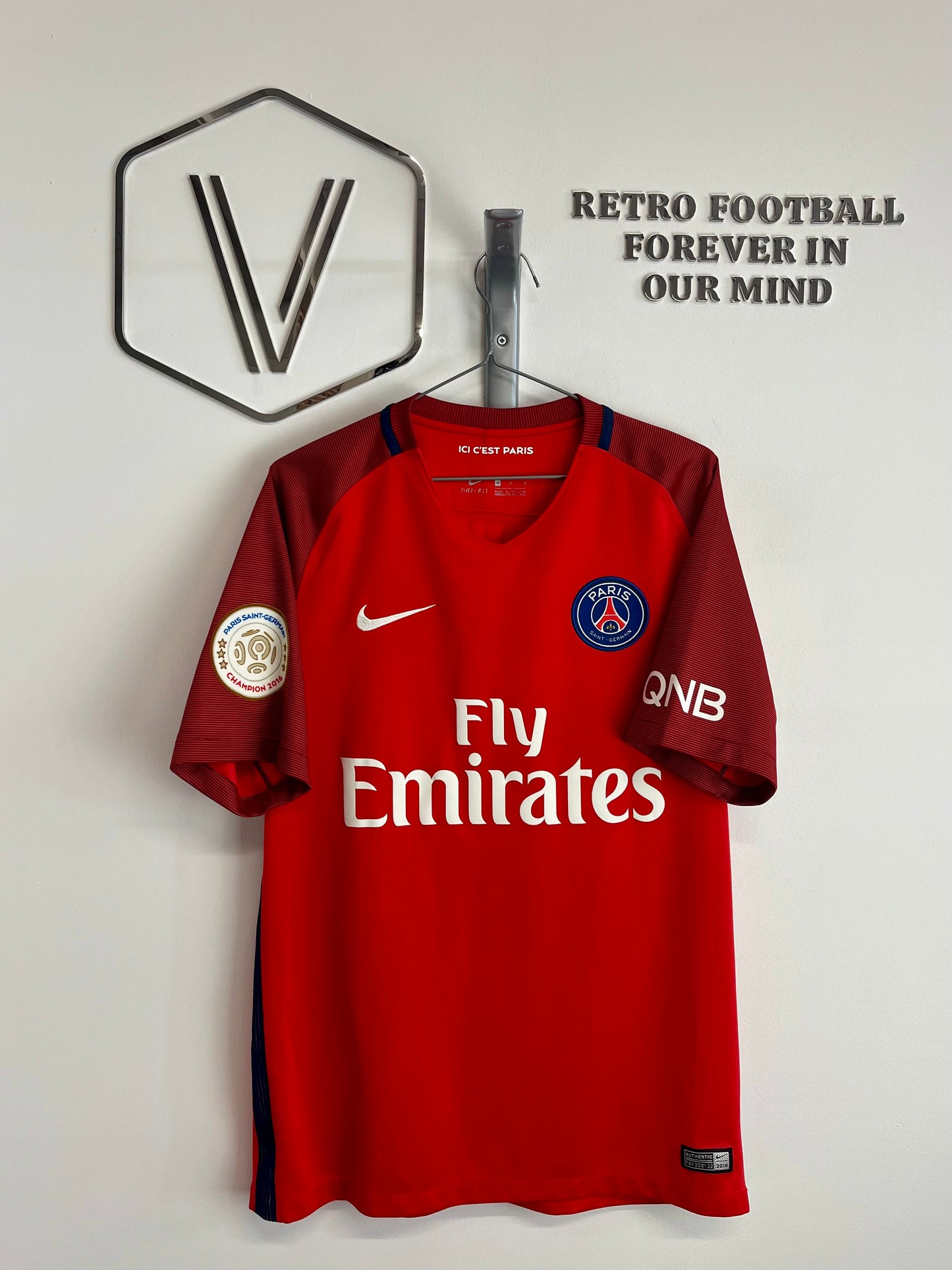 2016/2017 - PSG - Marquinhos