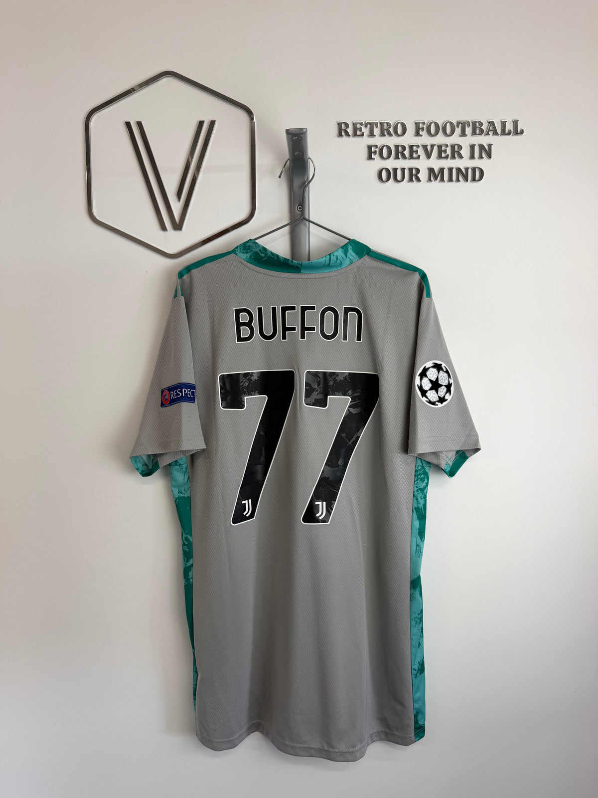 2019/2020 - Juventus - Buffon - Stock Pro