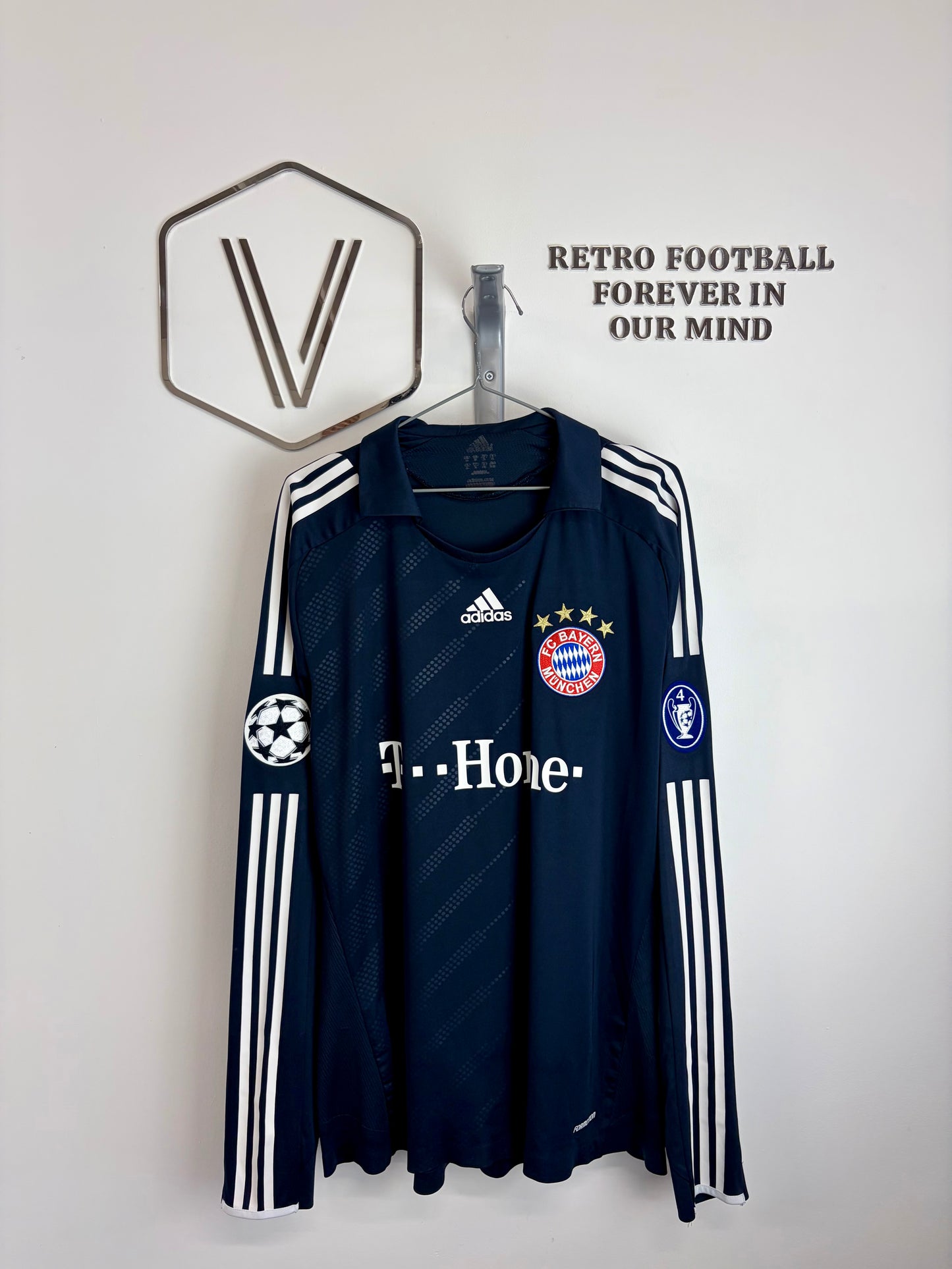 2008/2009 - Bayern Munich - Toni - Match Issue