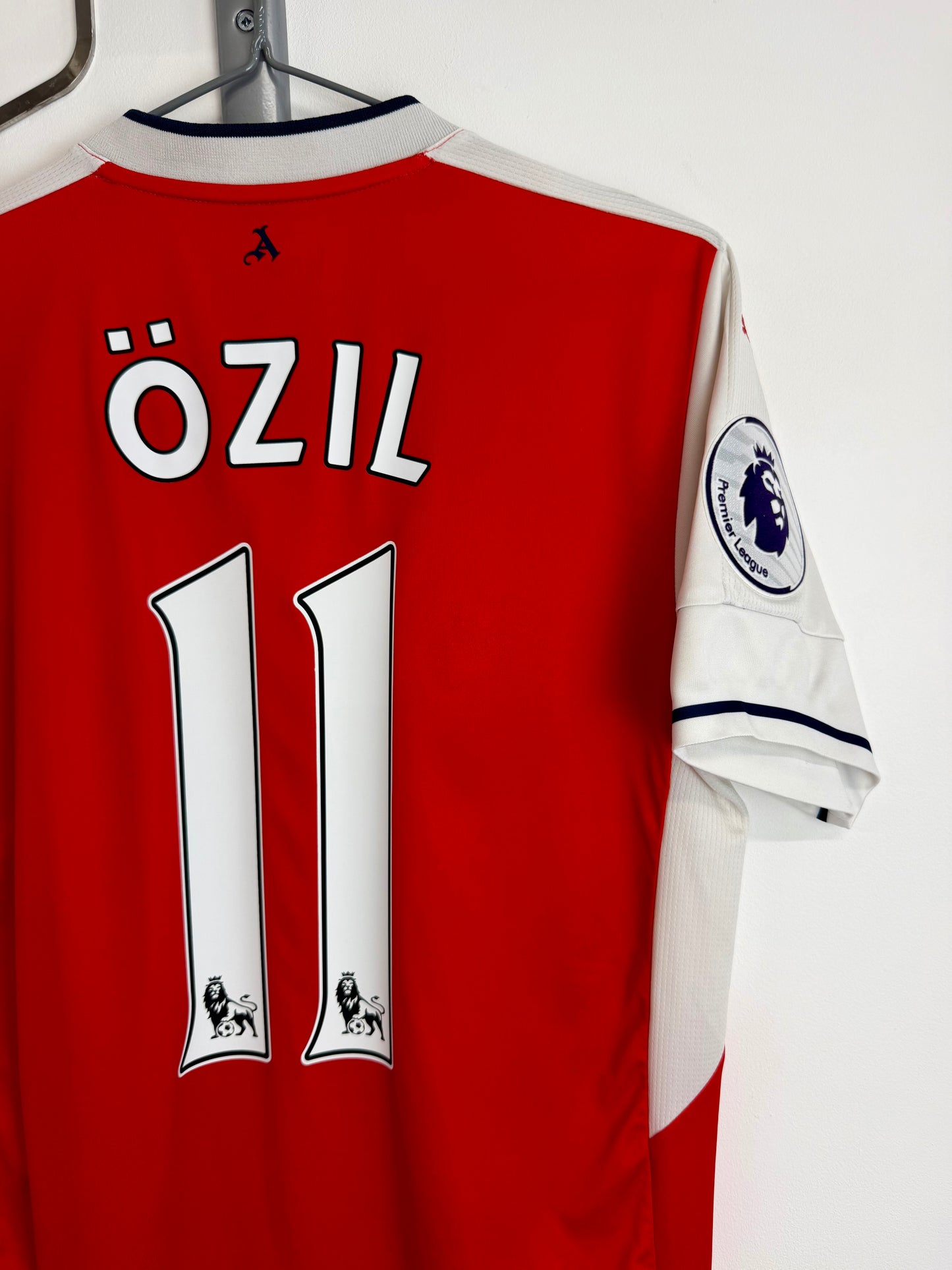 2016/2017 - Arsenal - Ozil