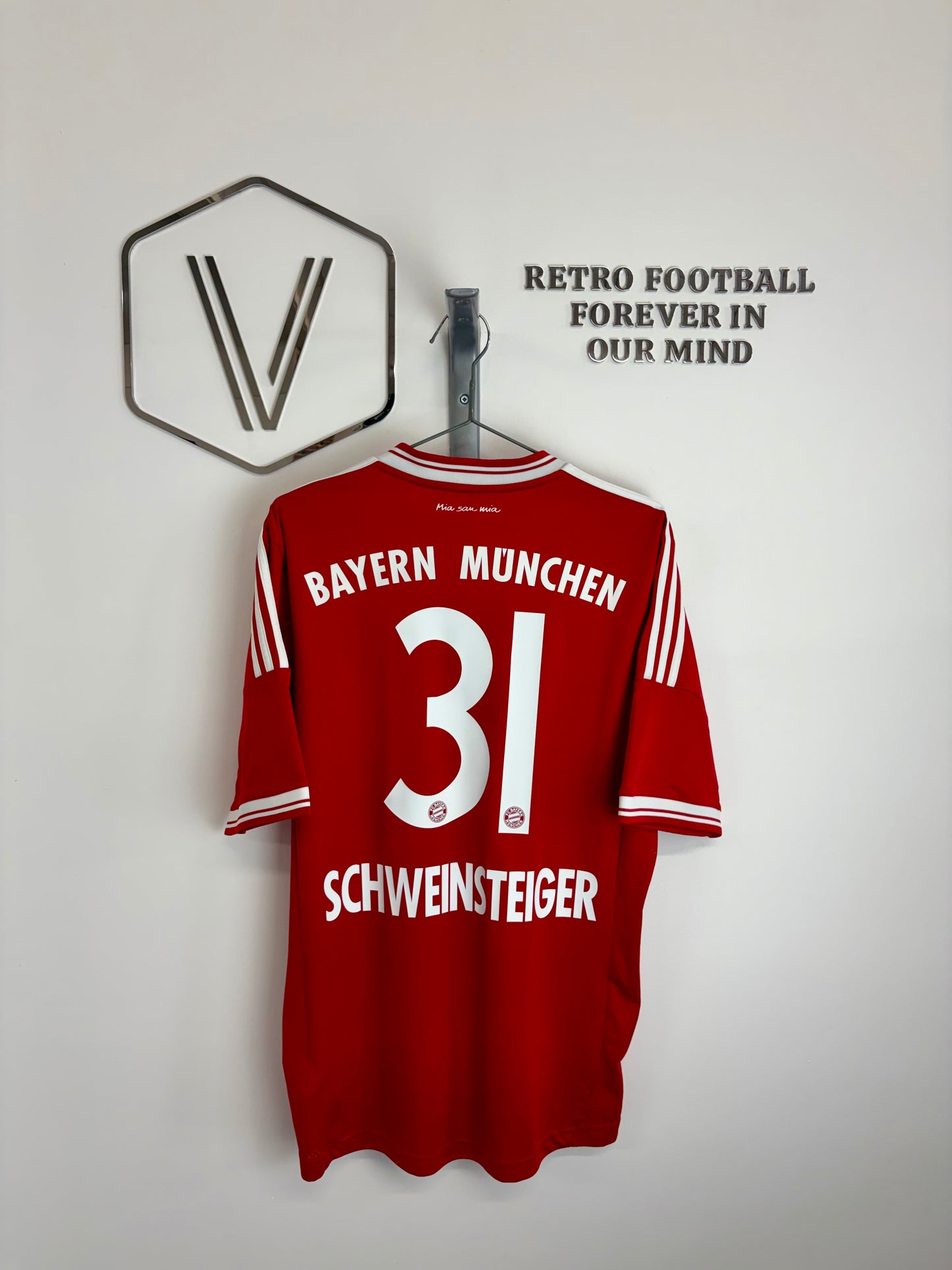 2013/2014 - Bayern Munich - Schweinsteiger