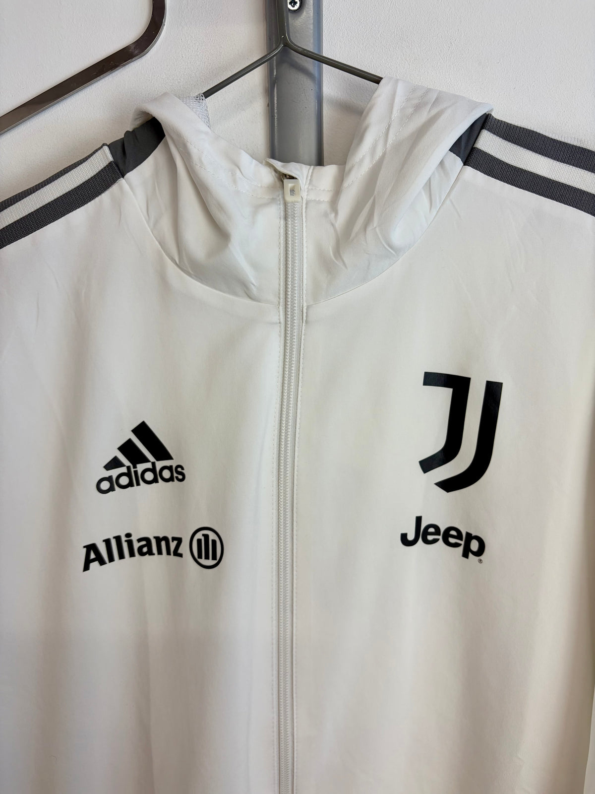 2021/2022 - Juventus - Jacket - Stock Pro