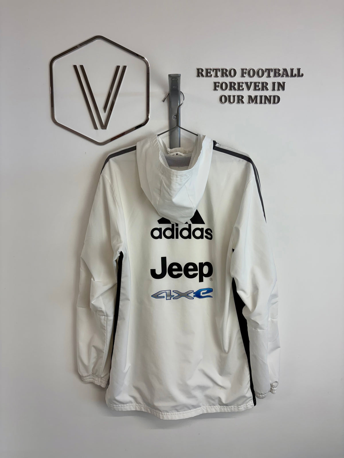 2021/2022 - Juventus - Jacket - Stock Pro